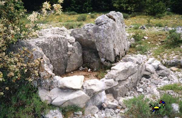 dolmen de la colle